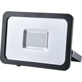   LED lámpa, falra szerelhető reflektor, 50W; 4500 Lm, IP65, 230V/50Hz, 2,1 kg