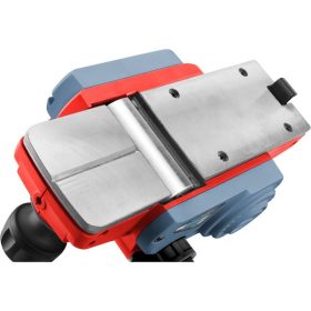   gyalugép 710W, 16.500 1/perc, kés: 82mm, mélység: 0-2,0 mm, falcolás: 0 -7,0 mm