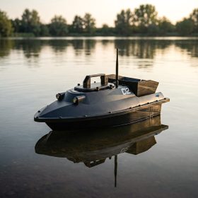 Etetőhajó C12 GPS hátrakidobós fekete