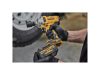 DEWALT Akkus ütvecsavarozó 18 V szénkefe nélküli 1/2" 812 Nm (Akku + töltő nélkül)