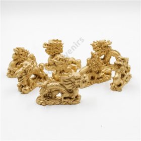 SÁRKÁNY 8 DB 1/44 5x6,5 cm