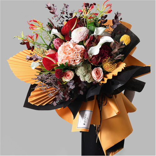 CSOMAGOLÓPAPÍR KRAFT 58 CMx5,5 M 1/50 10 SZÍNBEN VÍZÁLLÓ