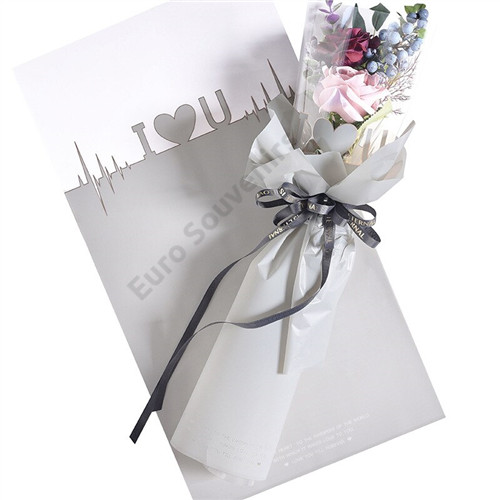 CSOMAGOLÓFÓLIA 40 DB 55x30CM 1/80 4 SZÍNBEN