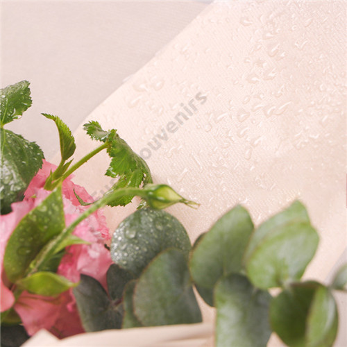 CSOMAGOLÓPAPÍR 60 CMx9 MÉTER 1/100 7 SZÍNBEN