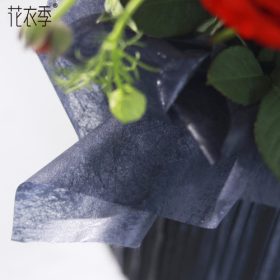 CSOMAGOLÓPAPÍR 20 DB 60x60CM 1/100 9 SZÍNBEN