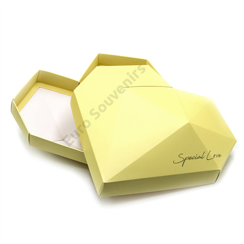 PAPÍRDOBOZ SZÍV 1/40 13x29x31 cm 4 SZÍNBEN