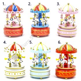 KÖRHINTA FORGÓ, ZENÉLŐ 1/48 11x18 cm 6  FÉLE