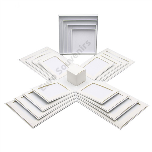 MEGLEPETÉS DOBOZ 1/12 20x20x23 cm 3 SZÍNBEN