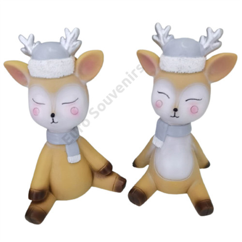 ŐZIKE ÜLŐ 1/144 2 FÉLE 7x5x11,5 CM SZÜRKE