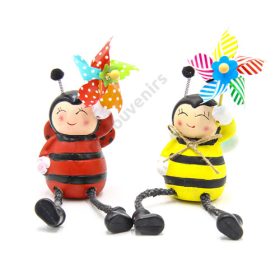 LÓGÓLÁBÚ MÉHECSKE, KATICA 6/48 7x6x22 cm