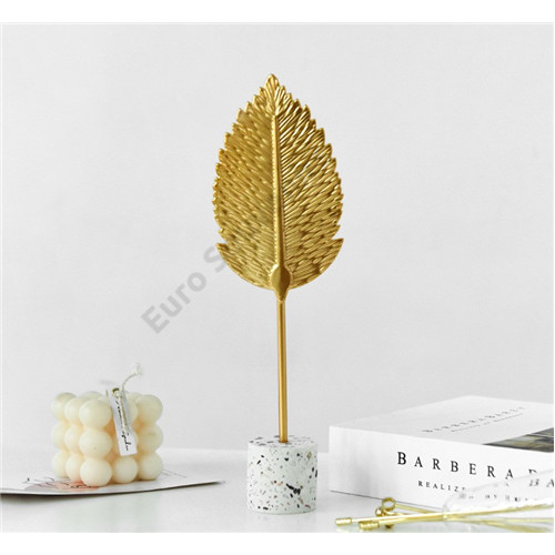 FÉM ASZTALDÍSZ 1/36 8x27,5 cm