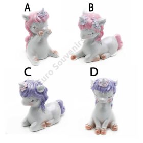 FIGURA UNIKORNIS 1/96 7x4x10 cm 4 FÉLE