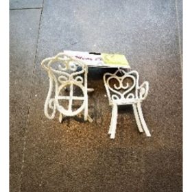 SZÉK AKASZTÓS 2 DB 1/144 12x7 cm FEHÉR