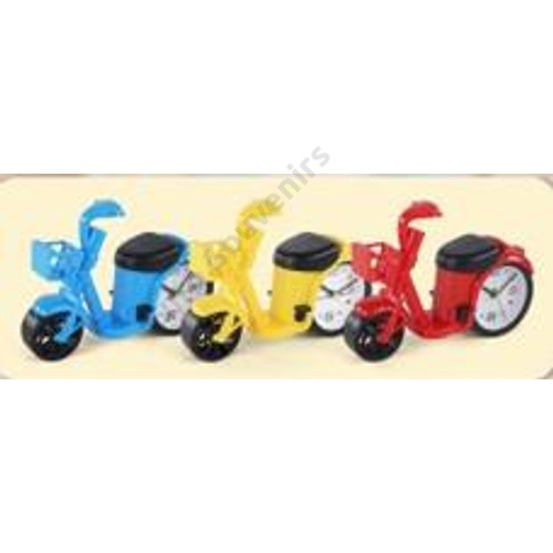 ÓRA MOTOROS 1/120 21x14x6 cm 3 SZÍNBEN