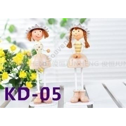 FIGURA FA ÁLLÓ 2 DB 1/36 14x5 cm 2 FÉLE