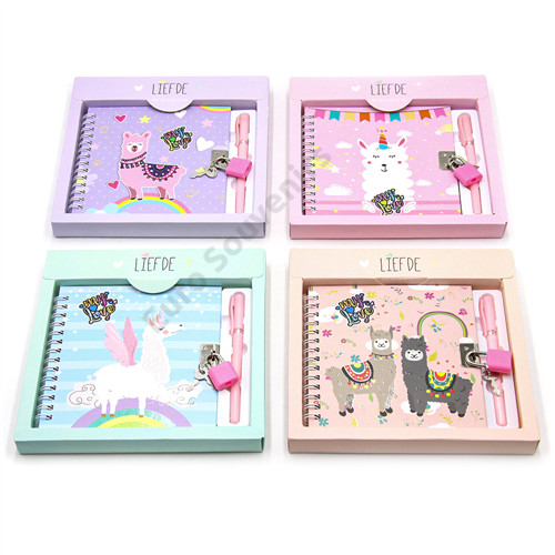 NOTESZ LÁMÁS TOLLAL 80/160 13x13,5 cm 4 FÉLE