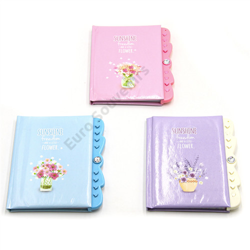 NOTESZ VIRÁGOS KÓDOS 96/192 13x15 cm 3 FÉLE