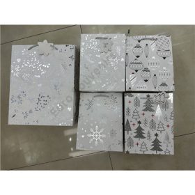 AJÁNDÉKTASAK KARÁCSONYI 12/480 26x32x10 cm 4 FÉLE