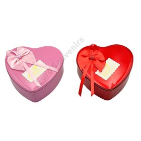 FÉMDOBOZ SZÍV ALAKÚ 6/200 12x11x4 cm 2 SZÍNBEN