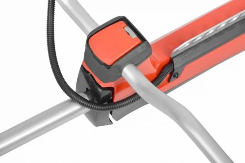 BENZINMOTOROS FŰKASZA