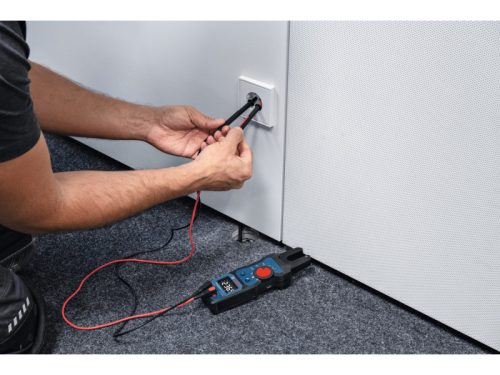 BOSCH Árammérő lakatfogó GFM 1000-15 LCD inverz kijelzővel CAT IV 600 V / CAT III 1000 V