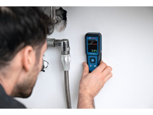 BOSCH Mérőhegy nélküli nedvességmérő műszer 2,4"-os LCD kijelzővel GMM 1-15 IP65