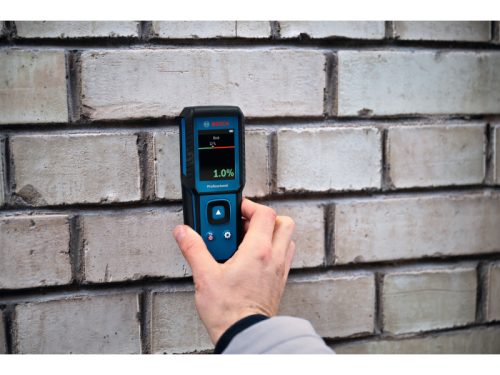 BOSCH Mérőhegy nélküli nedvességmérő műszer 2,4"-os LCD kijelzővel GMM 1-15 IP65