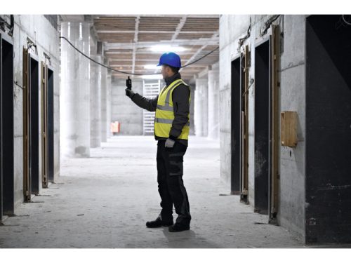 BOSCH Hő- és páratartalommérő műszer 2"-os LCD kijelzővel GDH 1-17 IP65