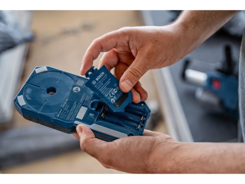 BOSCH Falszkenner GMS 120-27 védőtáskában (1 x BA 3,7V 1,0 Ah akku + USB-C kábel) IP54