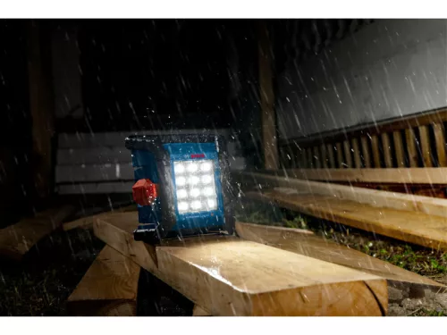 BOSCH Akkus lámpa GLI18V-1500 (akku és töltő nélkül) 1500 Lm IP 64