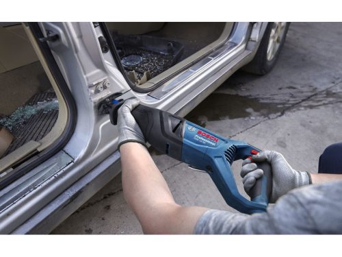 BOSCH Szablyafűrész GSA 12-30 kofferben + 2 db szablyafűrészlap / 1250 W