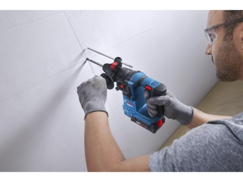 BOSCH Akkus fúrókalapács GBH 18V-18 kartondobozban 1,5 J SDS-Plus (akku + töltő nélkül)