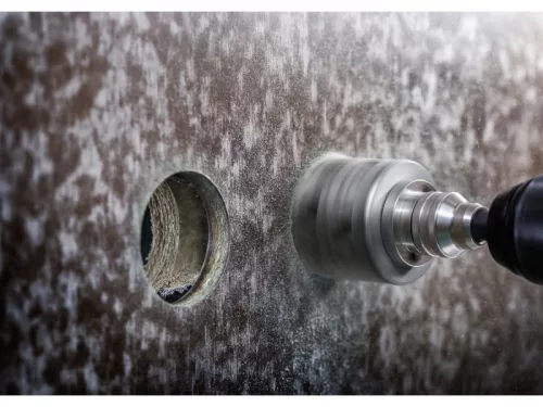 BOSCH PRO Körkivágó menetes / 68 mm Multi Material