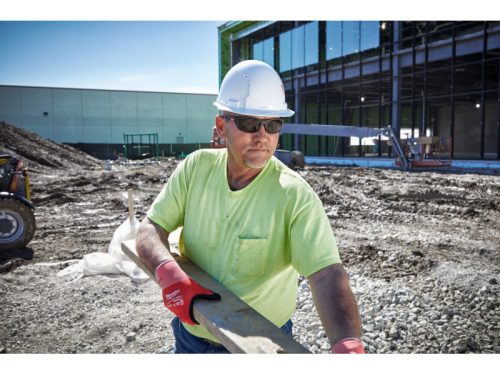 MILWAUKEE Védőszemüveg sötétített PERFORMANCE