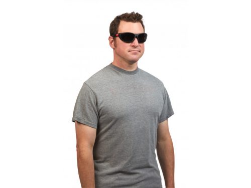 MILWAUKEE Védőszemüveg sötétített-polarizált, tömítéssel HIGH PERFORMANCE