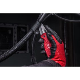 MILWAUKEE Kompakt zsebkés