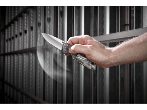 MILWAUKEE Összecsukható kés terepmintás FASTBACK™