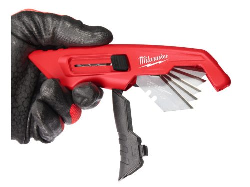 MILWAUKEE Trapézpengés kés visszahúzható pengével, pengetartóval (4932471359)
