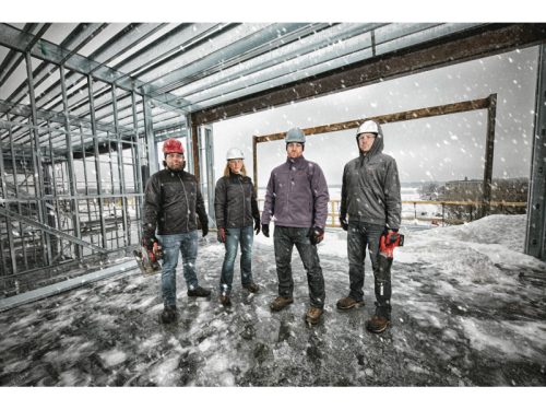 MILWAUKEE Fűthető kabát terepszínű XXL-es M12 HJ CAMO6-201 (1 x 2,0 Ah akku + töltő)