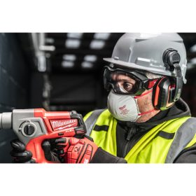   MILWAUKEE Kosárszemüveg széles profilú, szellőző, víztiszta