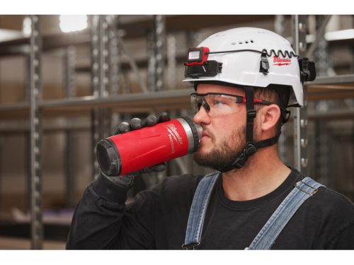 MILWAUKEE Kulacs Piros 710 ml PACKOUT™