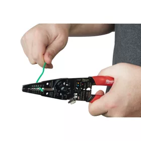 MILWAUKEE Blankoló és krimpelő fogó 0,75 - 6,0 mm2