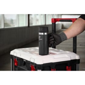 MILWAUKEE Kulacs Fekete 355 ml - 1 db PACKOUT™