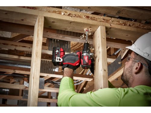 MILWAUKEE Akkus ütvefúró-csavarozó M18 BLPD2-402X (2 x 4,0 Ah akku + töltő)