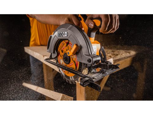 INGCO Akkus körfűrész 185 mm szénkefe nélküli 20 V (akku és töltő nélkül)