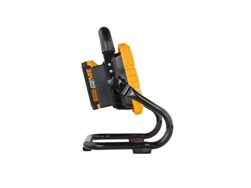 INGCO Akkus LED reflektor 1800 lm 20 V (akku és töltő nélkül)