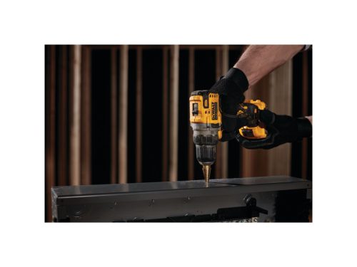 DEWALT Akkus fúrócsavarozó 12 V szénkefe nélküli (2 x 2,0 Ah akku + töltő) DCD701D2
