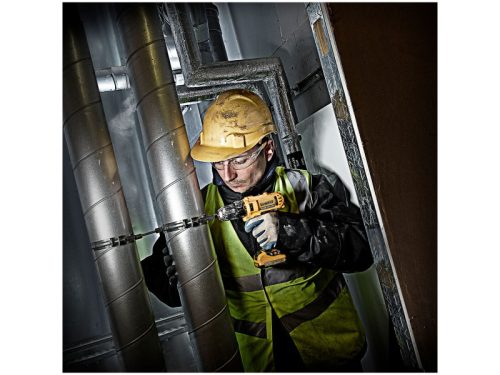 DEWALT Akkus fúrócsavarozó 12 V szénkefe nélküli (2 x 2,0 Ah akku + töltő) DCD710D2