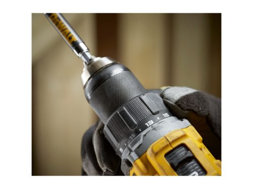 DEWALT Akkus fúrócsavarozó kompakt 18 V szénkefe nélküli 74Nm (akku + töltő nélkül, TSTAK)