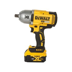   DEWALT Akkus ütvecsavarozó 18 V 1/2"-os 950/1625 Nm (2 x 5,0 Ah akku + töltő + TSTAK)